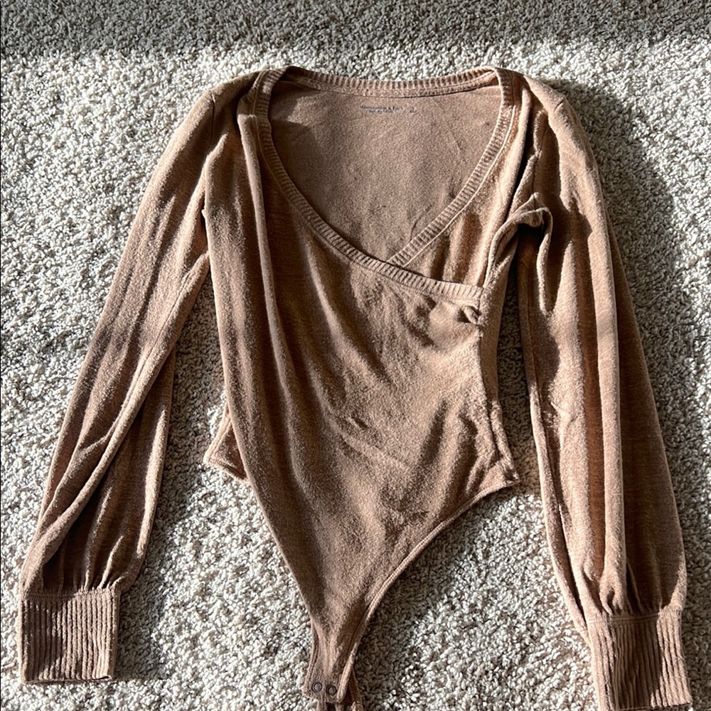 Abercrombie and fitch Elegant Tan Long Sleeve Bodysuit